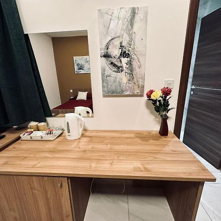 Seaside Accomodation Marsaskala Esterno foto